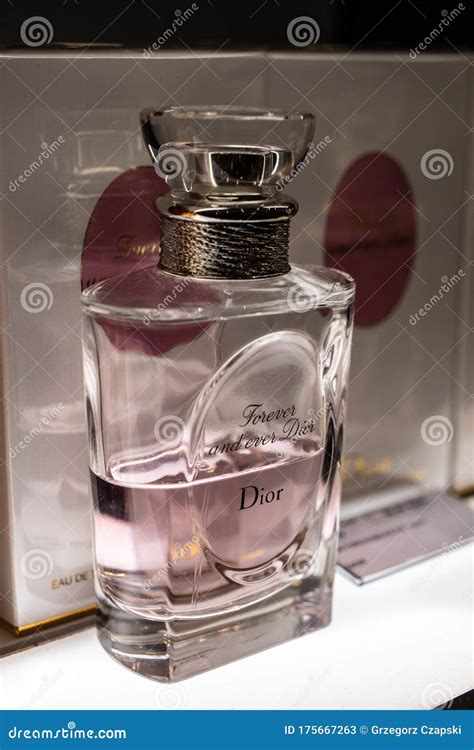 dior perfume company